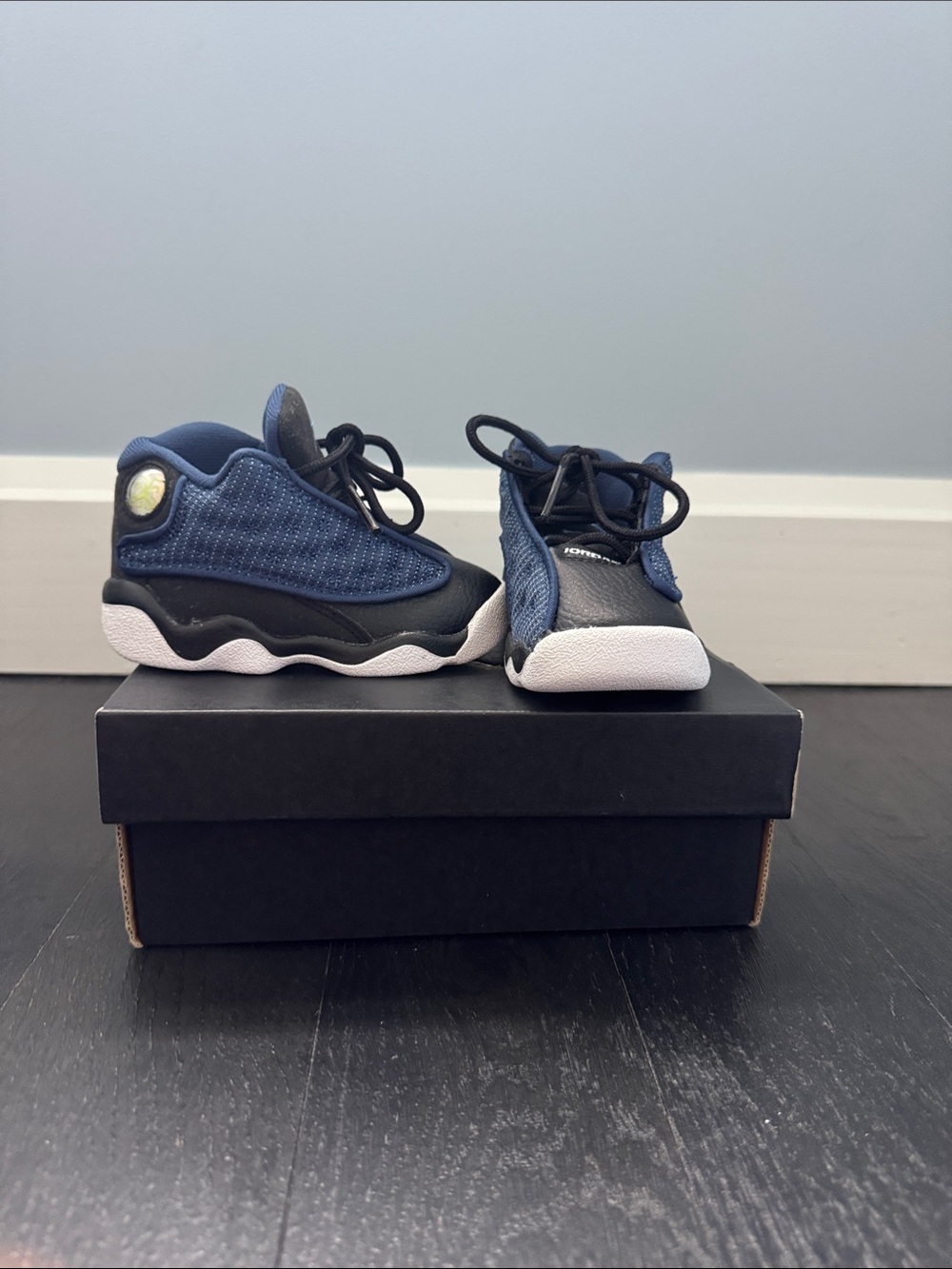 Jordan Kids Navy and Black Retro Sneakers